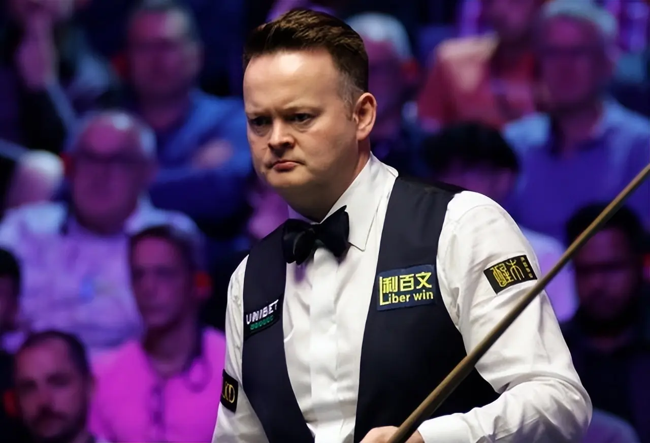 魔术师墨菲, 一杆破百, alt