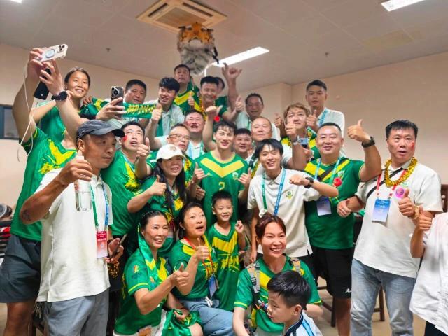 协注册的中, 下脚步, dingy